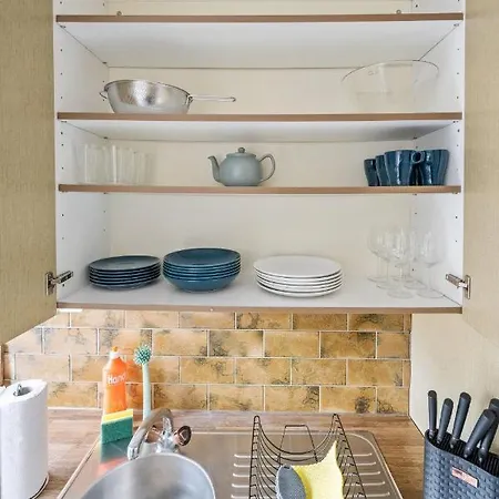 For Explorers 224 زيورخ